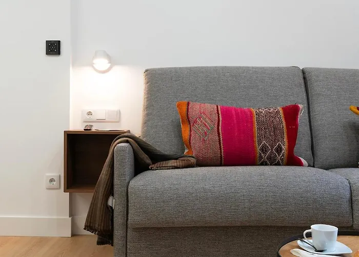 Lang Διαμέρισμα *